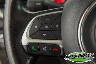 Jeep Renegade 1.4 MultiAir Pano Navi Clima Freedom picture 15