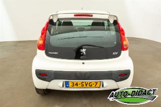 Peugeot 107 1.0-12V Airco picture 26