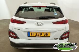 Hyundai Kona 64 kWh SOH 100% EV Comfort Camera Clima picture 34