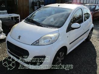 Uttjänta bilar auto Peugeot 107 107 Hatchback 1.0 12V (384F(1KR)) [50kW]  (06-2005/05-2014) 2012/9