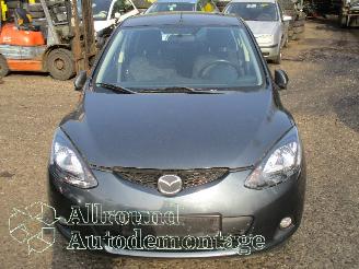 Mazda 2 2 (DE) Hatchback 1.3 16V S-VT (ZJ46) [55kW]  (10-2007/06-2015) picture 5