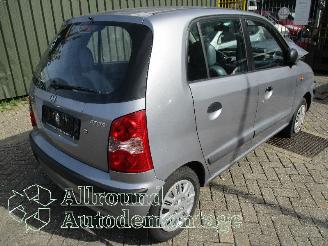 Hyundai Atos Atos Hatchback 1.1 12V (G4HG) [46kW]  (01-1997/12-2008) picture 3