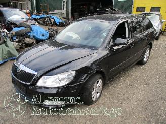 Uttjänta bilar auto Skoda Octavia Octavia Combi (1Z5) Combi 5-drs 1.2 TSI (CBZB) [77kW]  (02-2010/04-201=
3) 2011/3