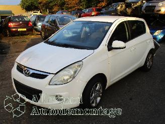Uttjänta bilar auto Hyundai I-20 i20 Hatchback 1.2i 16V (G4LA) [57kW]  (09-2008/12-2012) 2011/10
