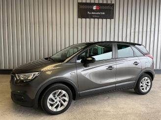 krockskadad bil auto Opel Crossland (X) Edition Autom / R-Kamera / AHK 2019/6