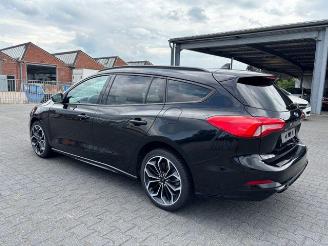 Ford Focus Turnier ST-Line Autom / LED picture 7