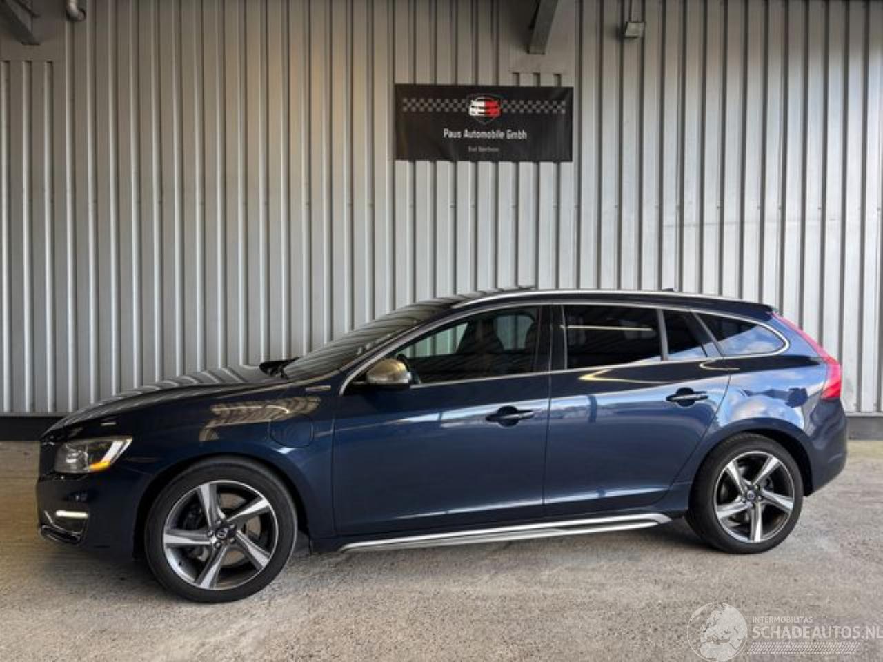 Volvo V-60 Kombi Summum AWD Hybrid