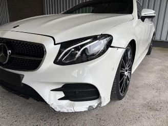 Mercedes E-klasse 200 Coup AMG-Lin Panorama / Widscrn picture 15