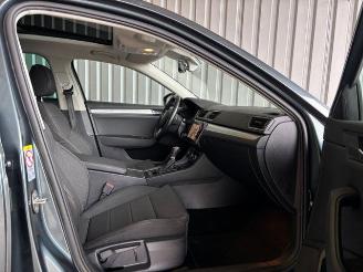 Skoda Superb Combi Ambition DSG / Panorama picture 14