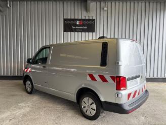 Volkswagen Transporter  picture 4
