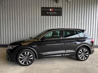 krockskadad bil auto Volkswagen Tiguan R-Line eHybrid Panorama / Voll Leder 2021/12