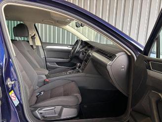 Volkswagen Passat Variant 2.0 TDI Comfortline DSG picture 16