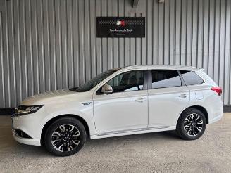skadebil auto Mitsubishi 2015/12