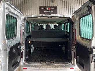 Opel Vivaro B Combi L2H1 9-Sitzer Lang picture 12