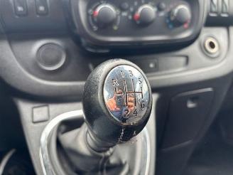 Opel Vivaro B Combi L2H1 9-Sitzer Lang picture 18
