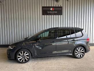 skadebil auto Volkswagen Touran Highline R-Line Pano / 7-Sitzer / 800KM 2026/3