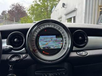 Mini Cooper S Cabrio Automatic / Navigation picture 19