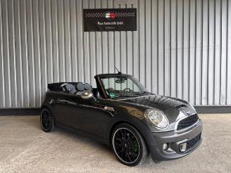 Mini Cooper S Cabrio Automatic / Navigation picture 13