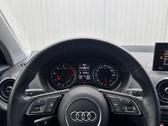 Audi Q2 35 TDI S-Tronic / Panorama picture 17