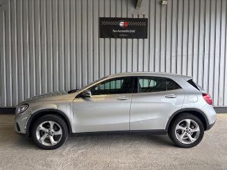 Mercedes GLA 200 Autom / R-Kamera / LED picture 3