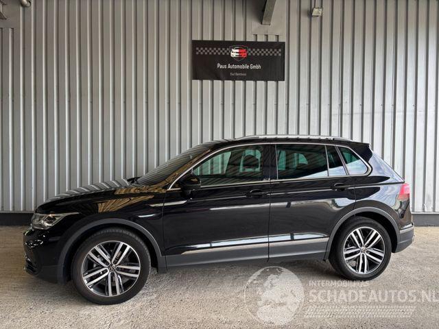 Volkswagen Tiguan Elegance 1.5 TSI DSG / LED / R-Kamera