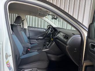 Volkswagen T-Roc 1.5 TSI R-Line IQ.DRIVE DSG / LED picture 11