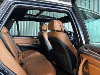 BMW X5 3.0 sd M-Paket / Panorama / Soft-Close picture 12