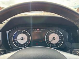 Volkswagen Touareg 3.0 TDI R-Line 4Motion Panorama picture 21