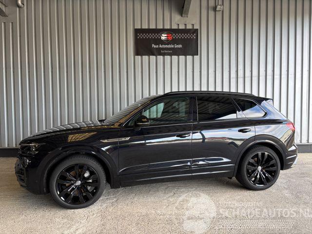 Volkswagen Touareg 3.0 TDI R-Line 4Motion Panorama