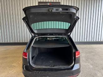 Volkswagen Passat Variant Comfortline DSG / Navigation picture 14