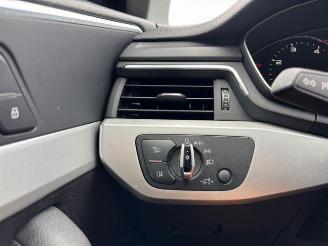 Audi A4 Avant 2.0 TDI S-Tronic / Navigation picture 15