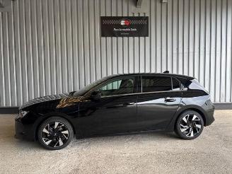 occasion passenger cars Opel Astra L Lim. 5-trg. Elegance LED / R-Kamera 2022/4