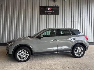 krockskadad bil auto Audi Q2 35 TFSI Design S-Tronic / LED / AHK 2020/2