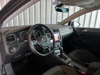 Volkswagen Golf VII Variant 2.0 TDI DSG R-Line picture 9
