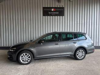 krockskadad bil auto Volkswagen Golf VII Variant 2.0 TDI DSG R-Line 2019/9