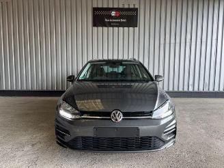 Volkswagen Golf VII Variant 2.0 TDI DSG R-Line picture 8