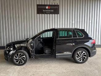 Volkswagen Tiguan Join 2.0 TDI Navigation / AHK picture 7