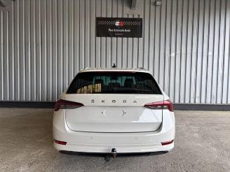Skoda Octavia Combi First Edition iV Hybrid / LED picture 5