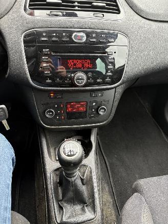 Fiat Punto Evo 0.9 TwinAir Sport picture 36