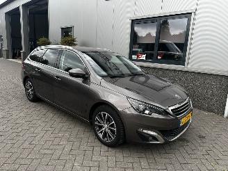  Peugeot 308 1.2 e-THP 81kw Allure 2014/12