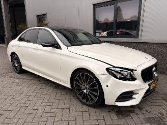 krockskadad bil auto Mercedes E-klasse 250 Premium Plus AMG 2017/9