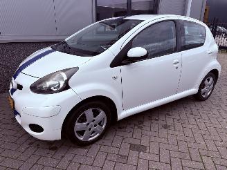 Toyota Aygo 1.0 12V Xcite White picture 6