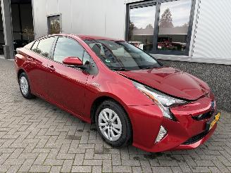 Unfallwagen Toyota Prius 1.8 Aspiration 2016/9