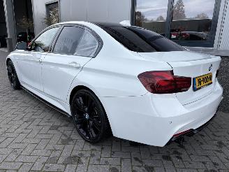 BMW 3-serie 318i M-Sport picture 14