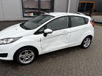 Ford Fiesta 1.0 5drs Style picture 8