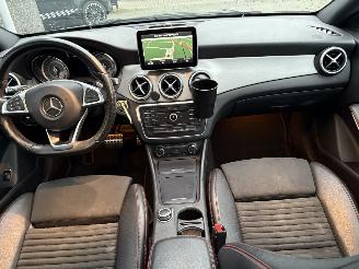 Mercedes Cla-klasse 180 Ambition AMG Automaat picture 35