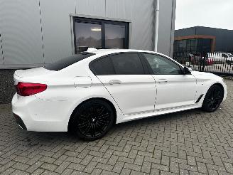 BMW 5-serie 530i High Executive M-Pakket picture 4