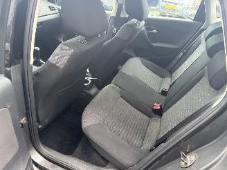 Volkswagen Polo 1.4 16V 5drs Comfortline picture 14