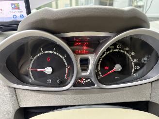 Ford Fiesta 1.4 Ghia Automaat picture 28