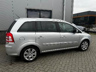 Opel Zafira 1.8 Cosmo. Automaat picture 6